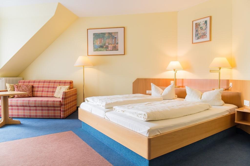 Verwöhnhotel Bastenhaus Dannenfels Zimmer foto